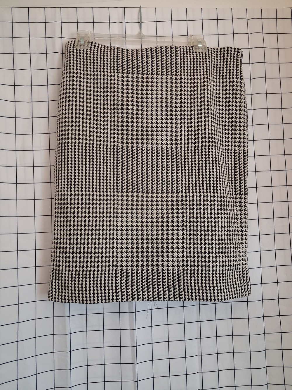 Premise Houndstooth Pencil Skirt - Black and White